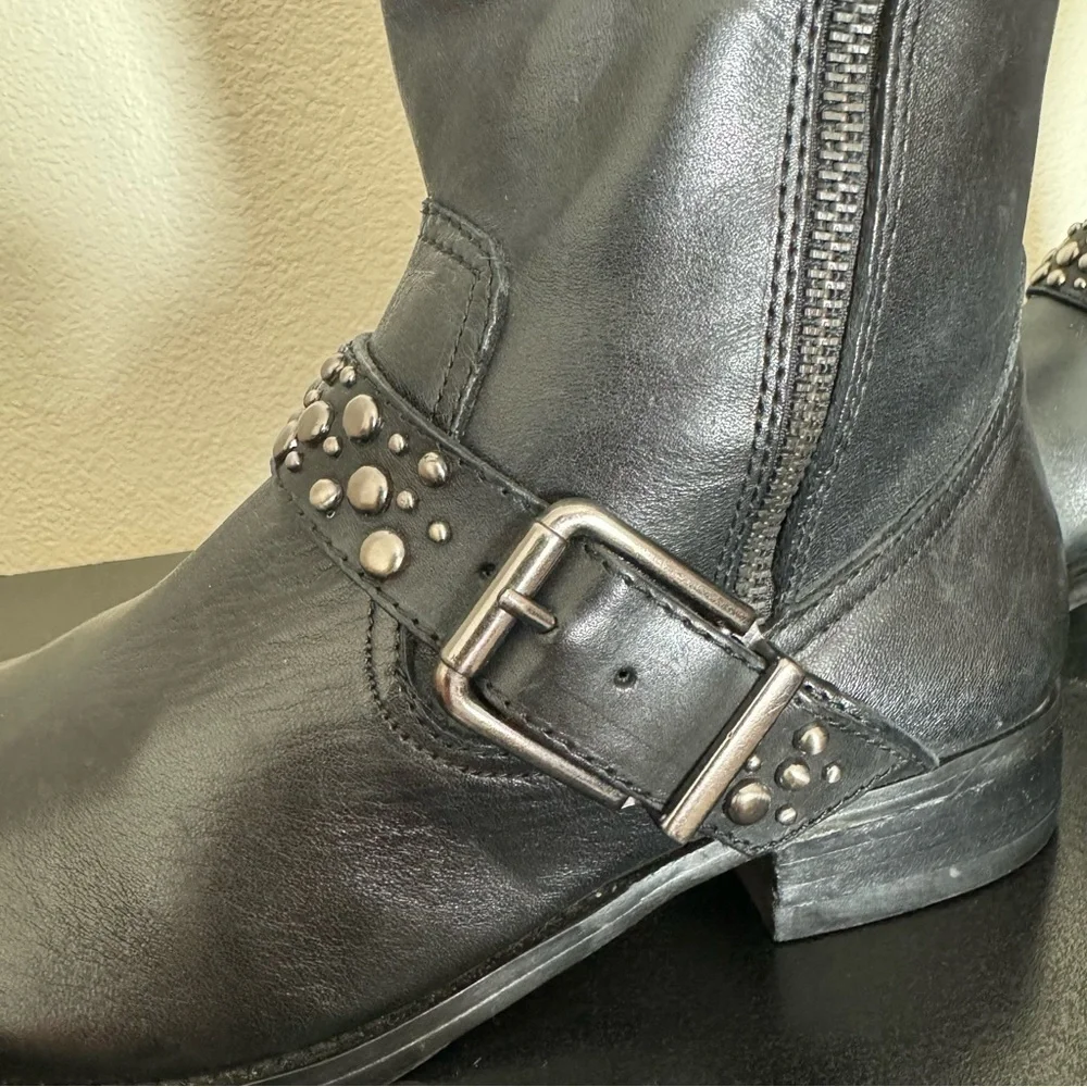 Arturo Chiang Black Leather Boots Size 6
